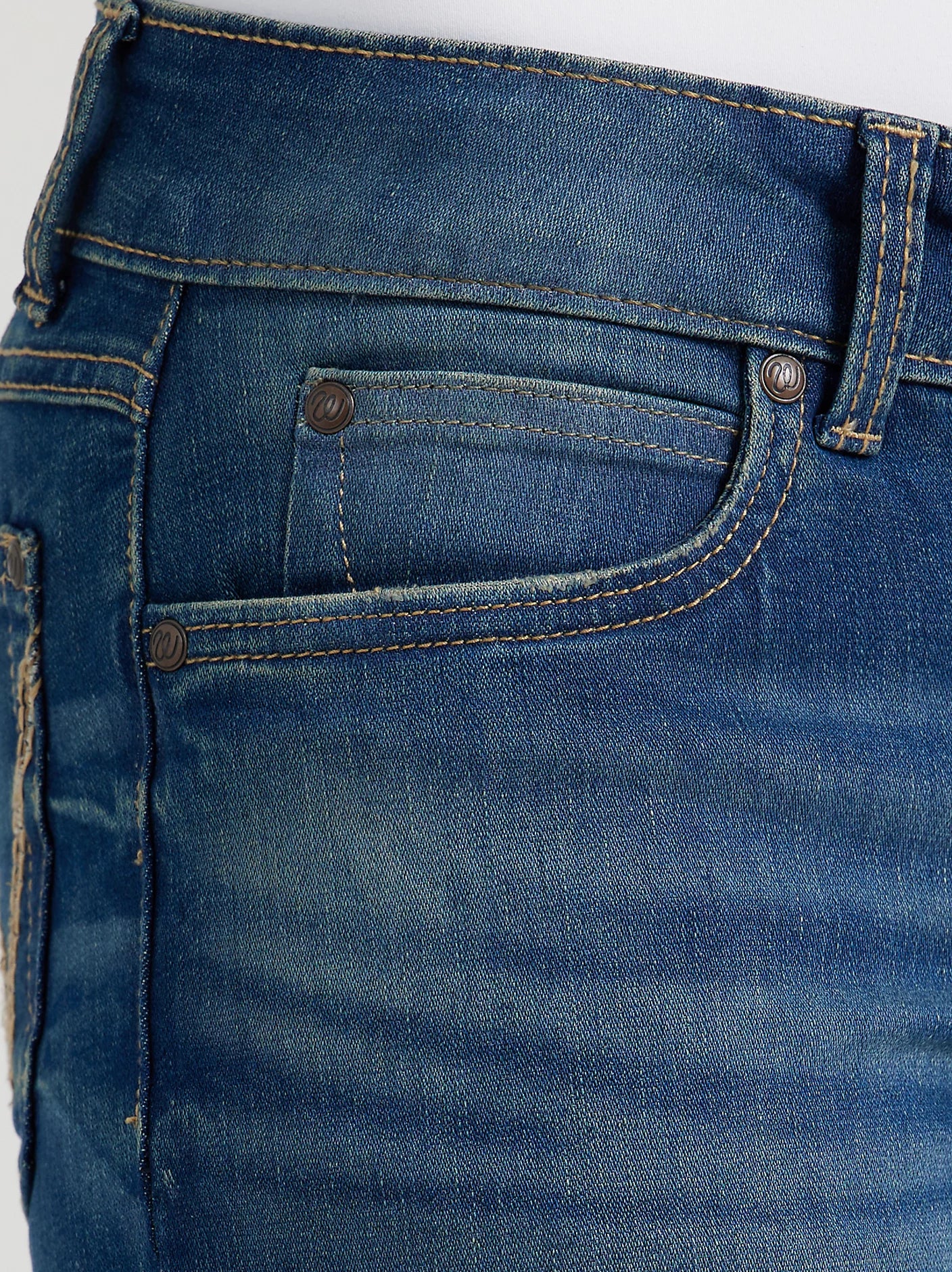 Wrangler® Retro® Mae Bootcut Jean - Mid Rise - Vivianna
