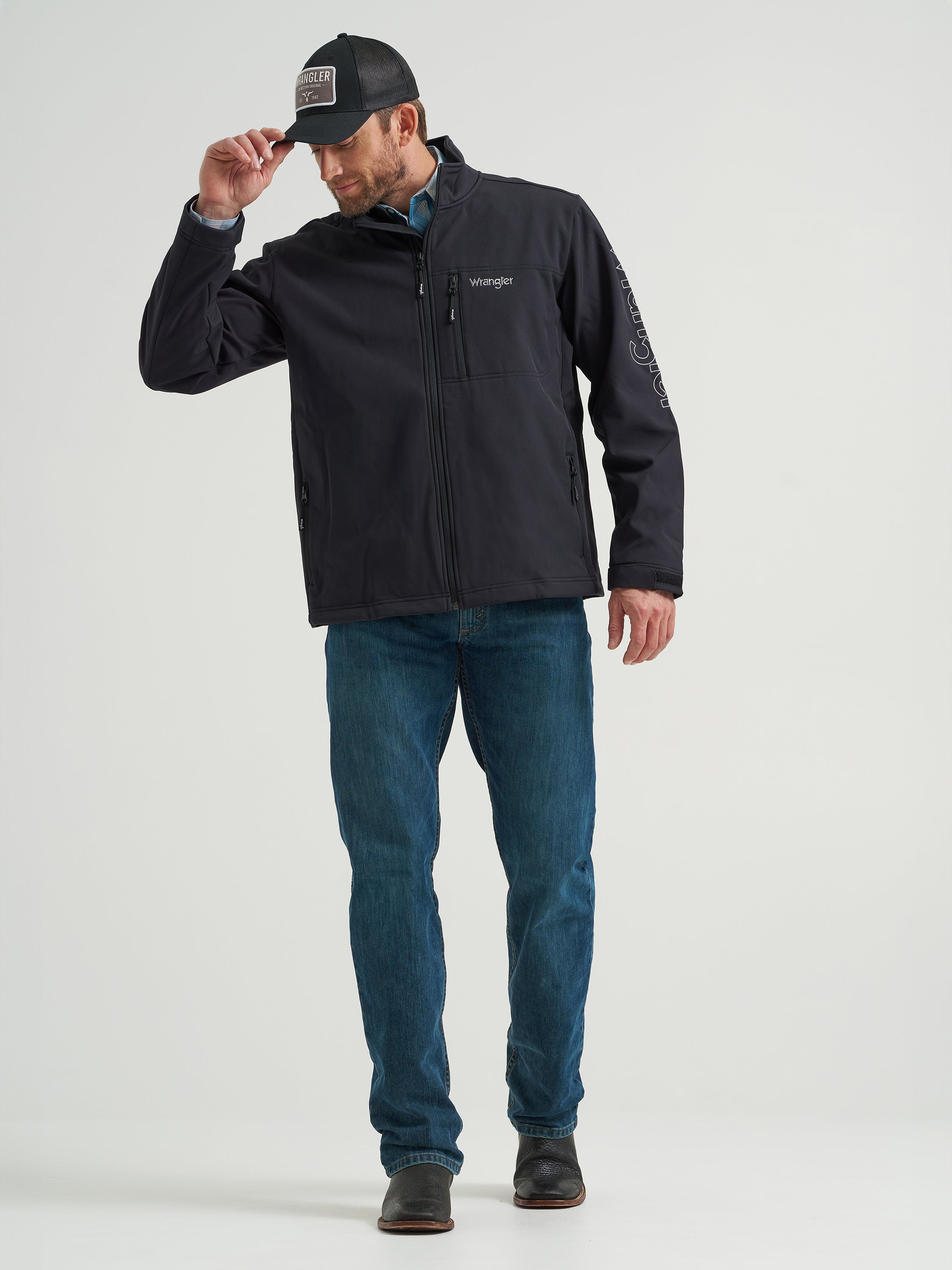 Wrangler® Logo Trail Jacket - Blackout
