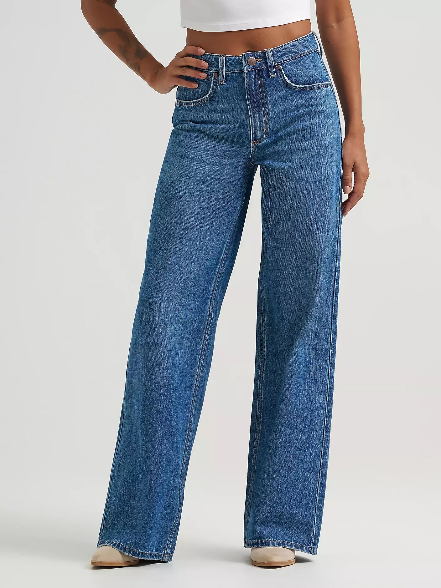 Wrangler Retro® Bailey High Rise Wide Leg Jean