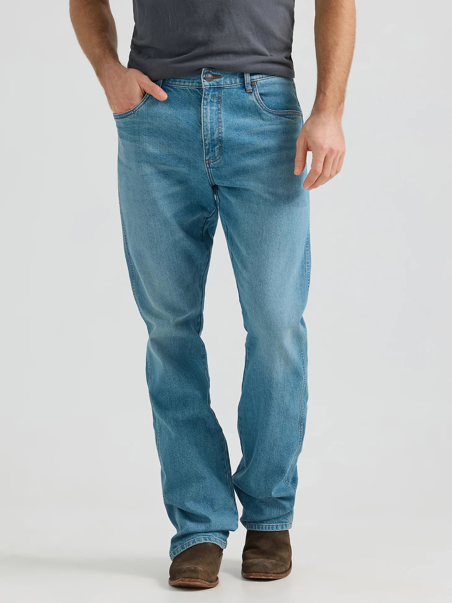 Men's Wrangler Retro® Relaxed Fit Bootcut Jean