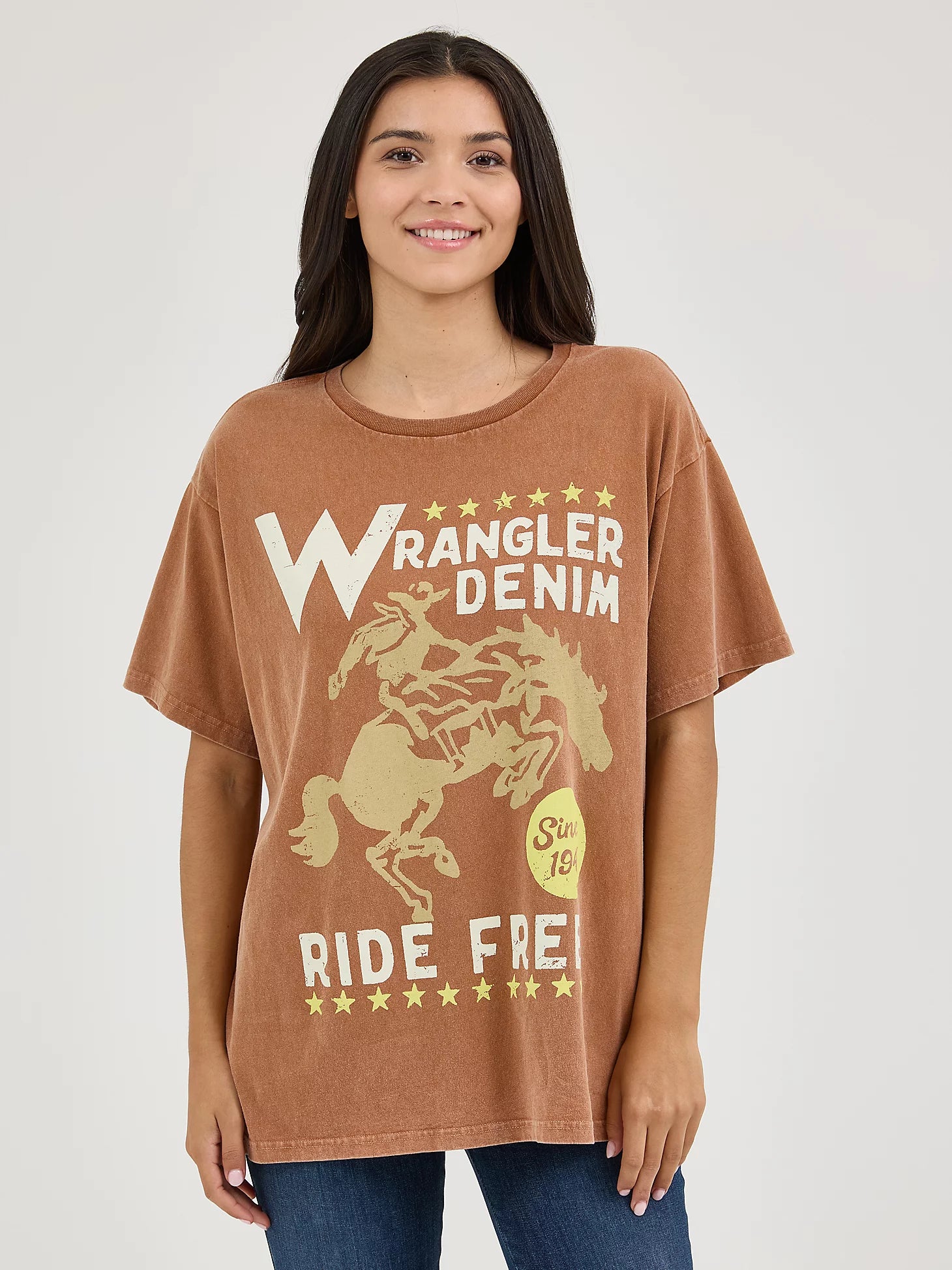 Wrangler Retro® Graphic Short Sleeve T-Shirt - Oversized Fit - Argan Oil