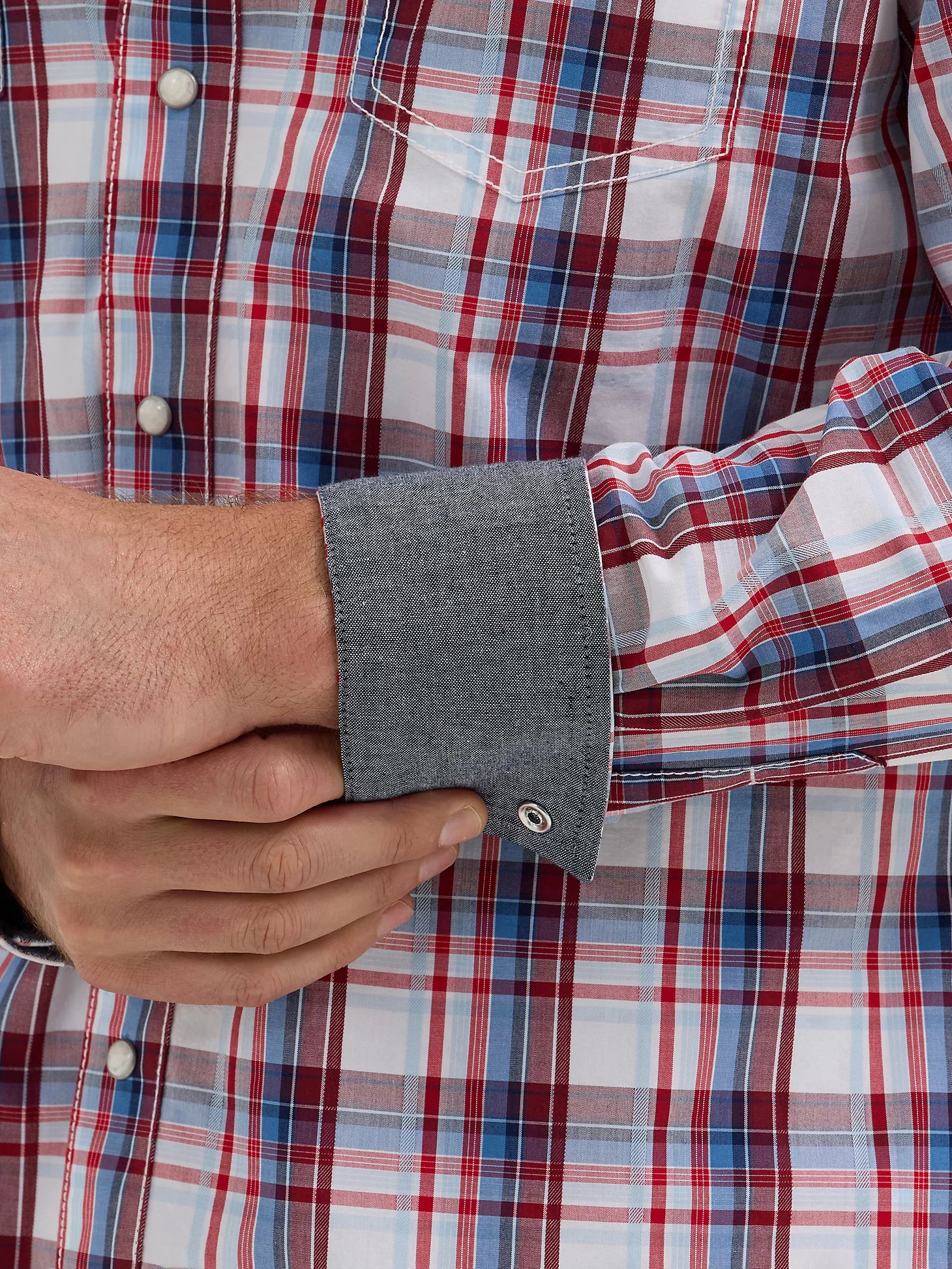 Wrangler Retro® Premium Long Sleeve Shirt - Modern Fit - Red Ombre Plaid