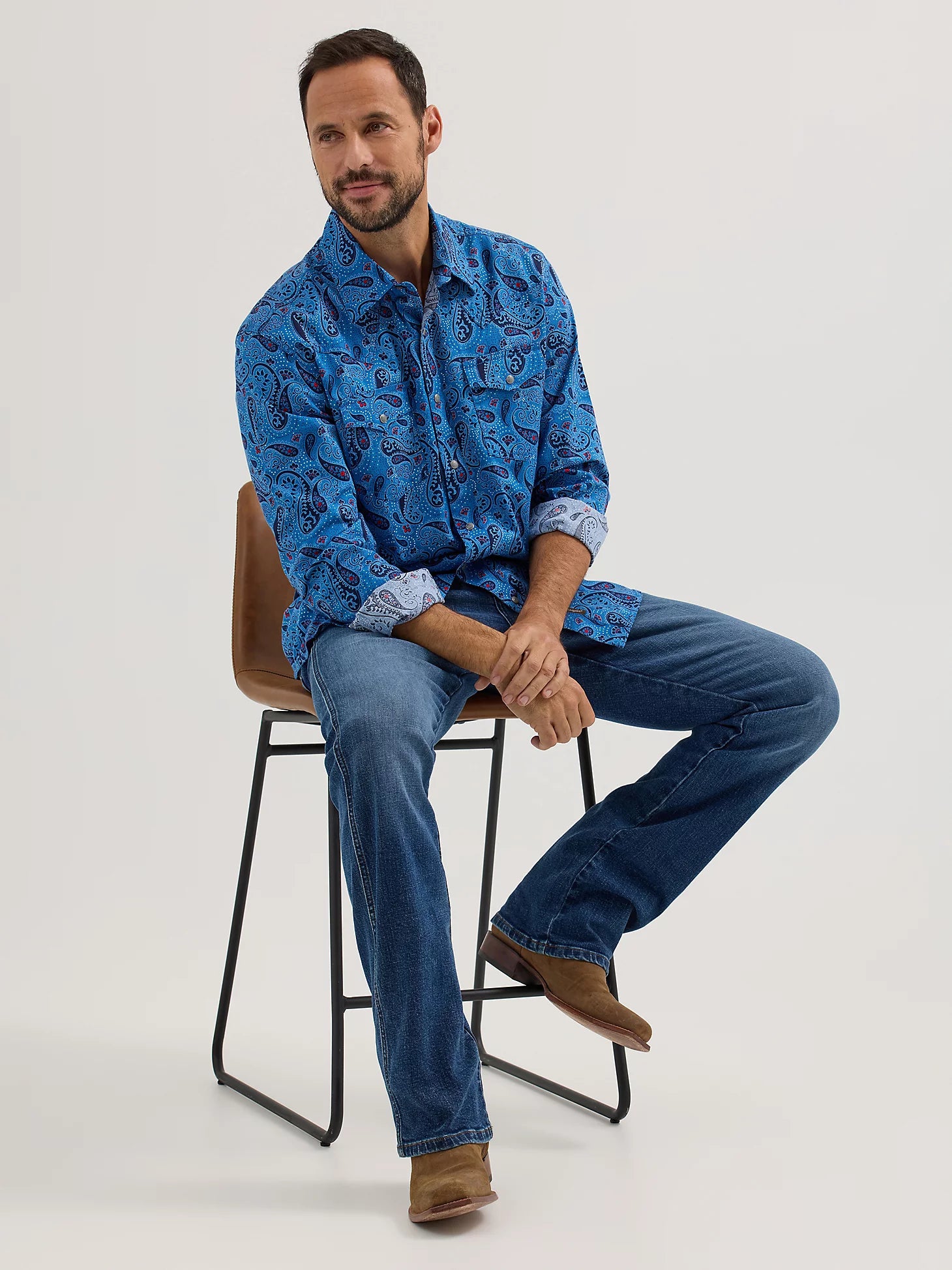 Wrangler Retro® Premium Long Sleeve Shirt - Modern Fit - Bold Navy Paisley