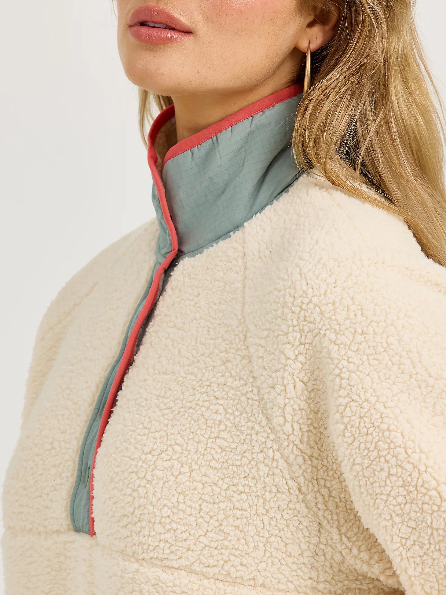Wrangler Retro® Punchy Sherpa Snap Pullover - White