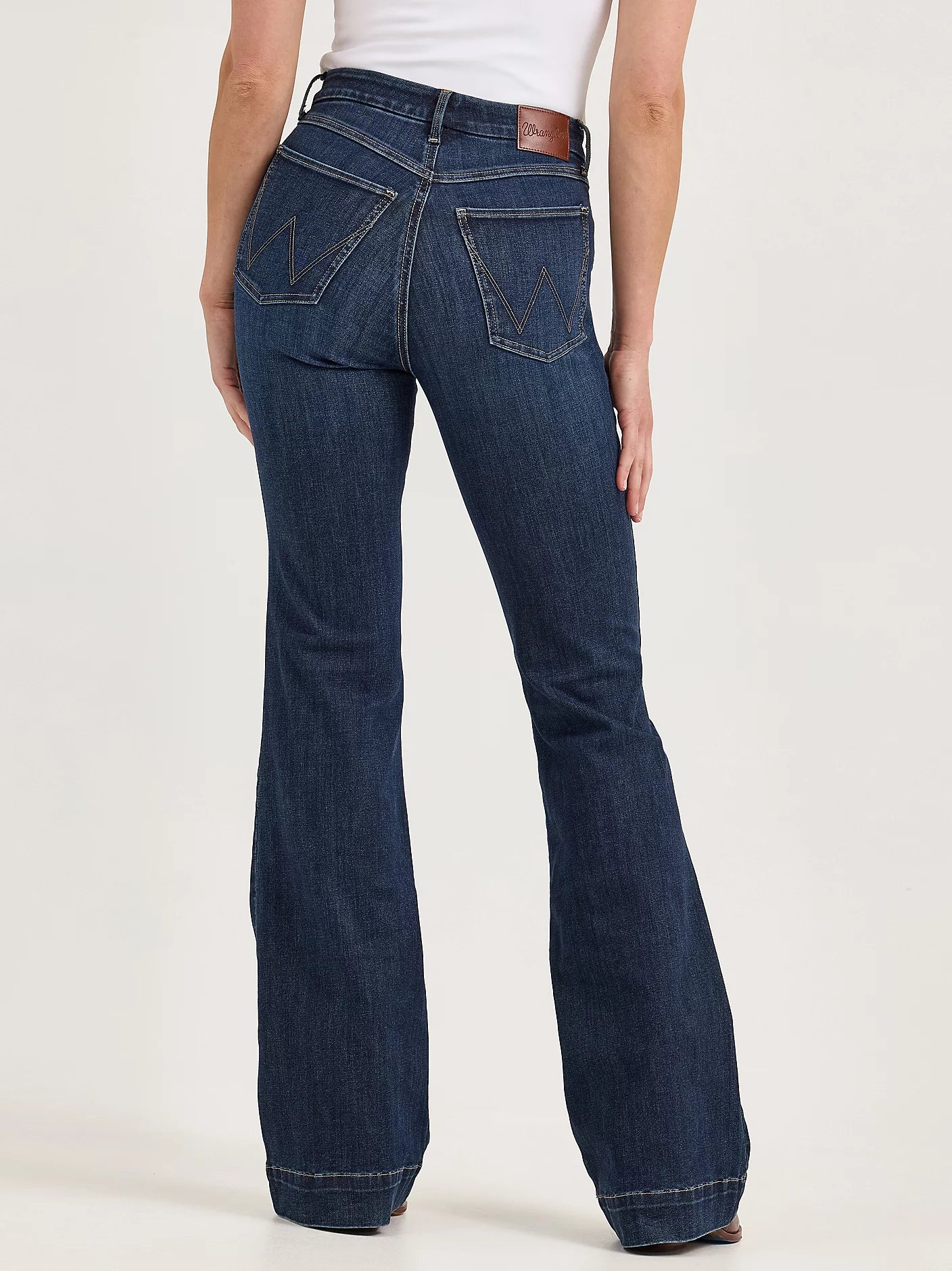 Wrangler® Bespoke Trouser Jean - High Rise - Alexandra
