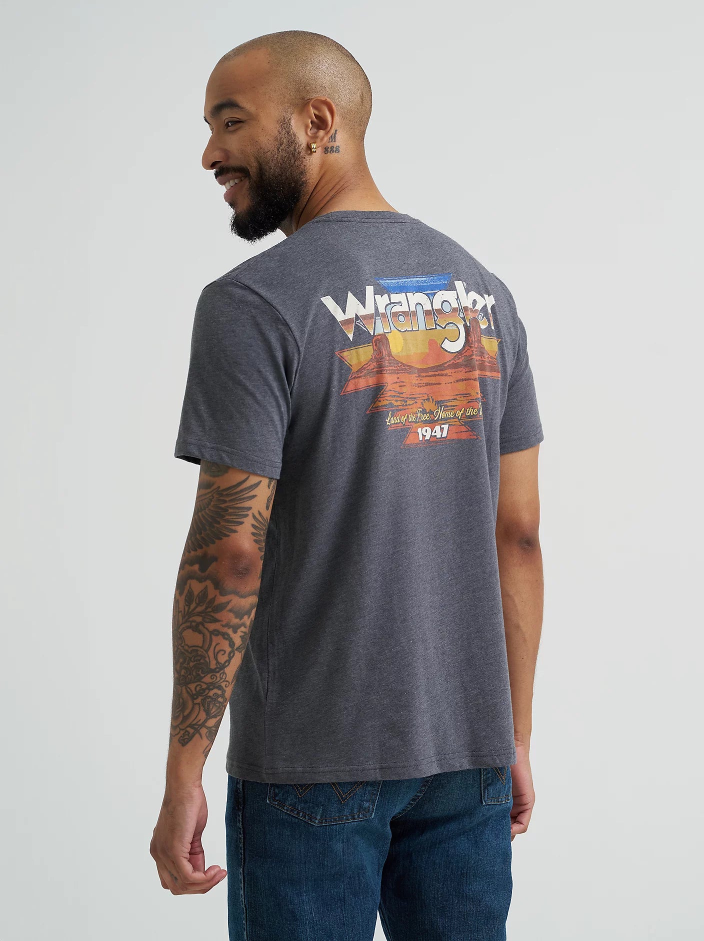 Wrangler® Short Sleeve Pocket T-Shirt - Regular Fit - Charcoal
