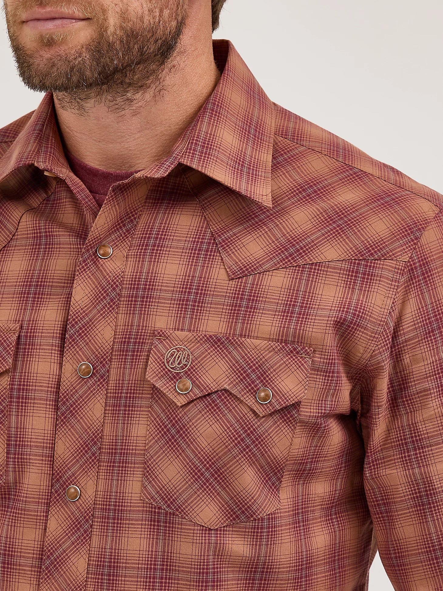 Men's Wrangler Retro® Long Sleeve Sawtooth Snap Pocket Western Shirt