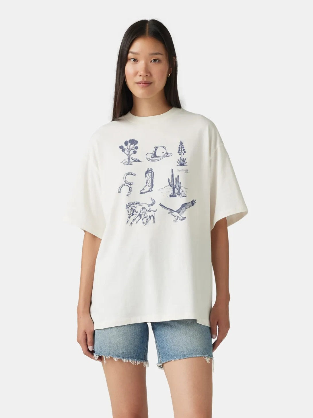 Levi's Women's Oversized Fit Tee "Western Icon"