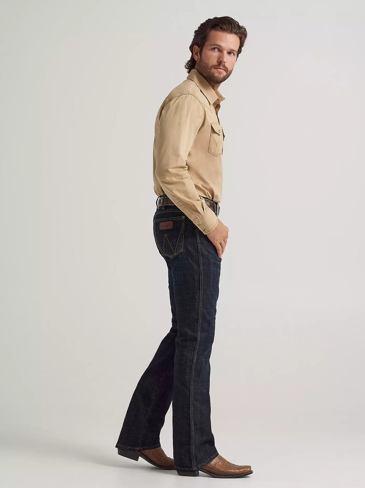 Men's Wrangler Retro® Slim Fit Bootcut Jean