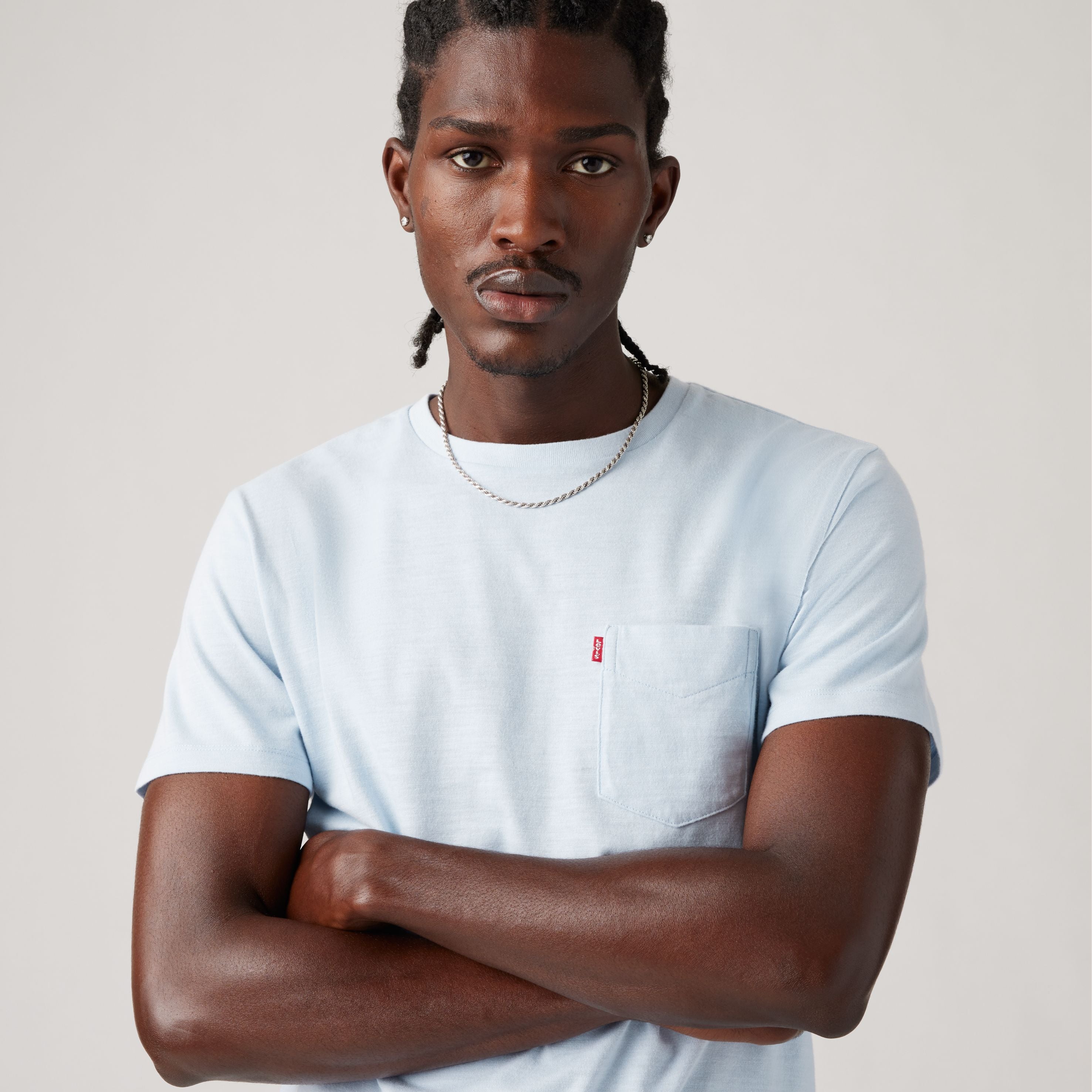 T-shirt classique à manches courtes et poche - Niagara Mist