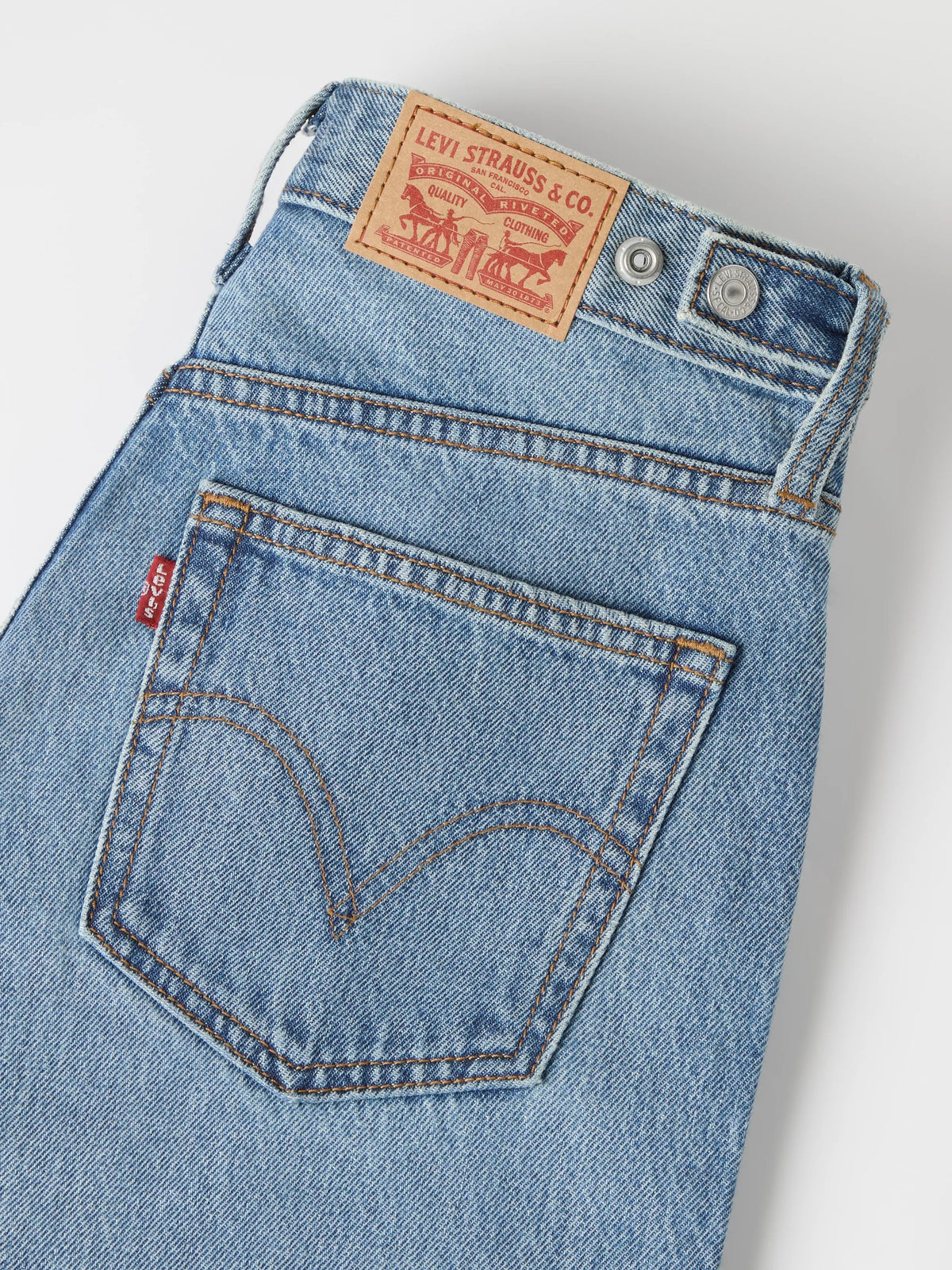 Levi's Cinch Flare Women's Jeans
