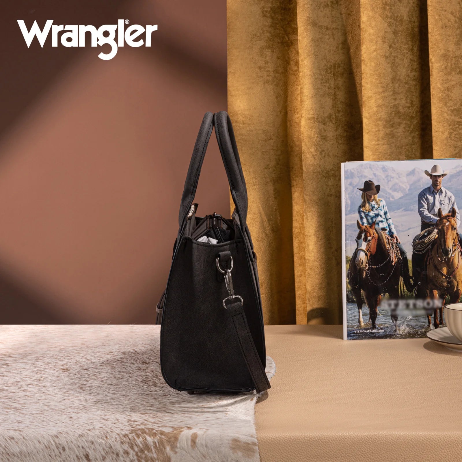Sac fourre-tout/sac bandoulière dissimulé à imprimé aztèque Wrangler Tooled - Noir