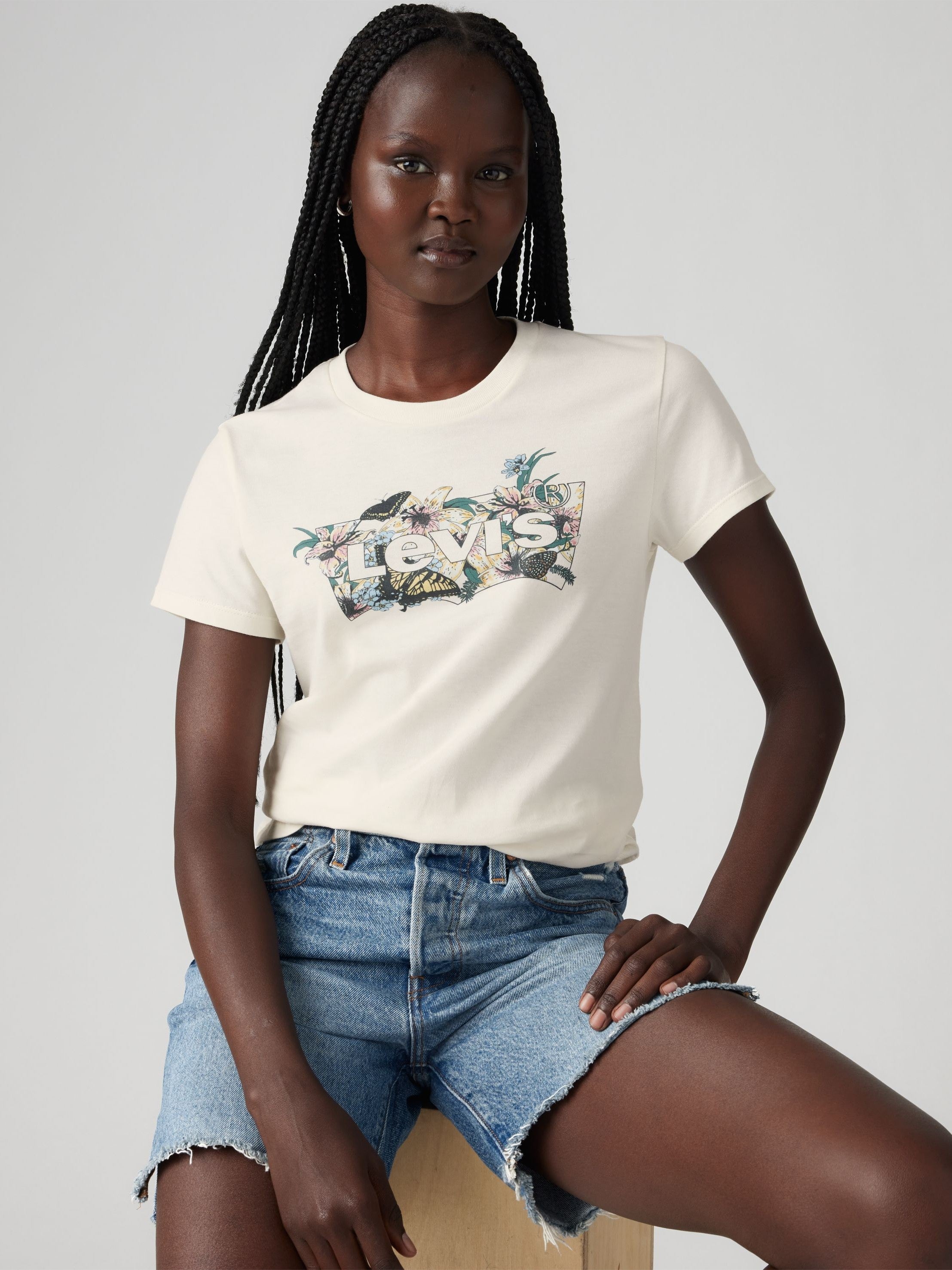 The Perfect Tee - Lily BW Fill