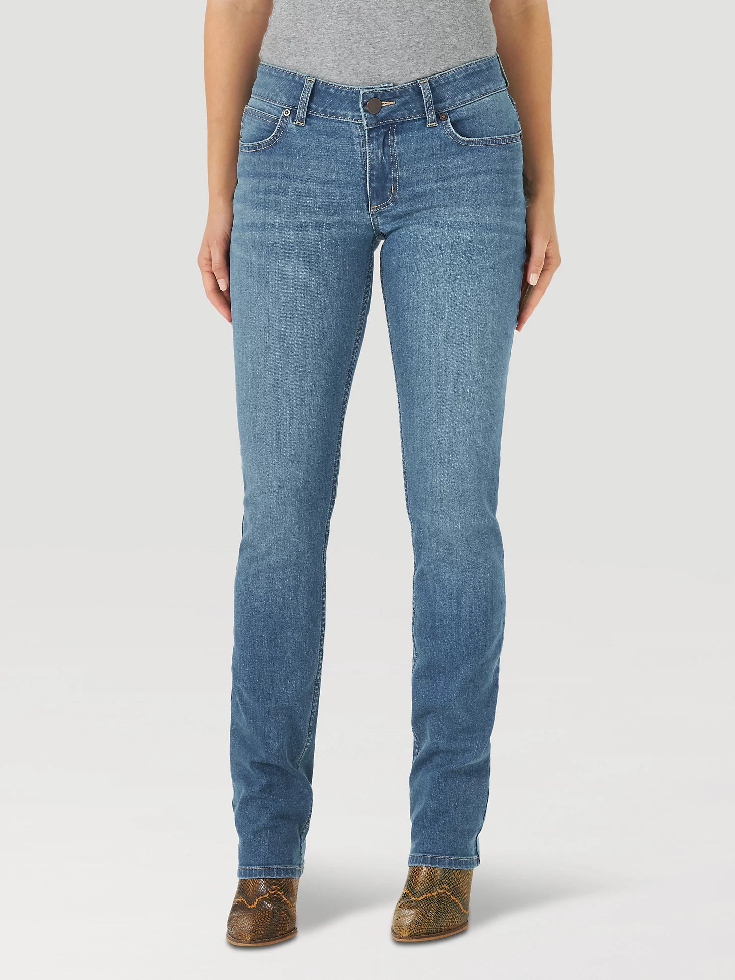 Wrangler® Essential Straight Jean - Brianna