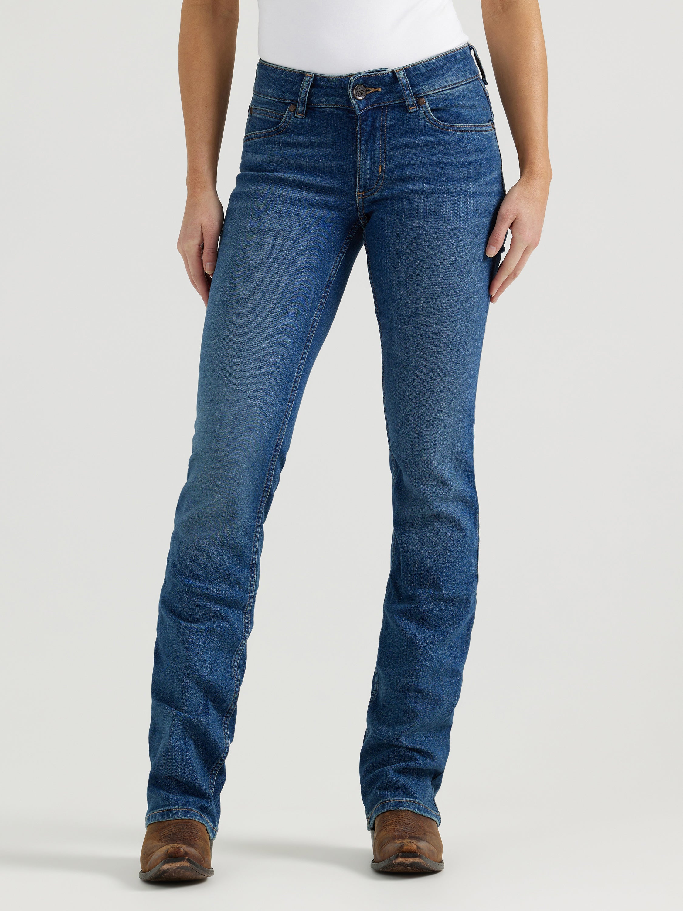 Wrangler® Retro® Mae Bootcut Jean - Mid Rise - Nadia