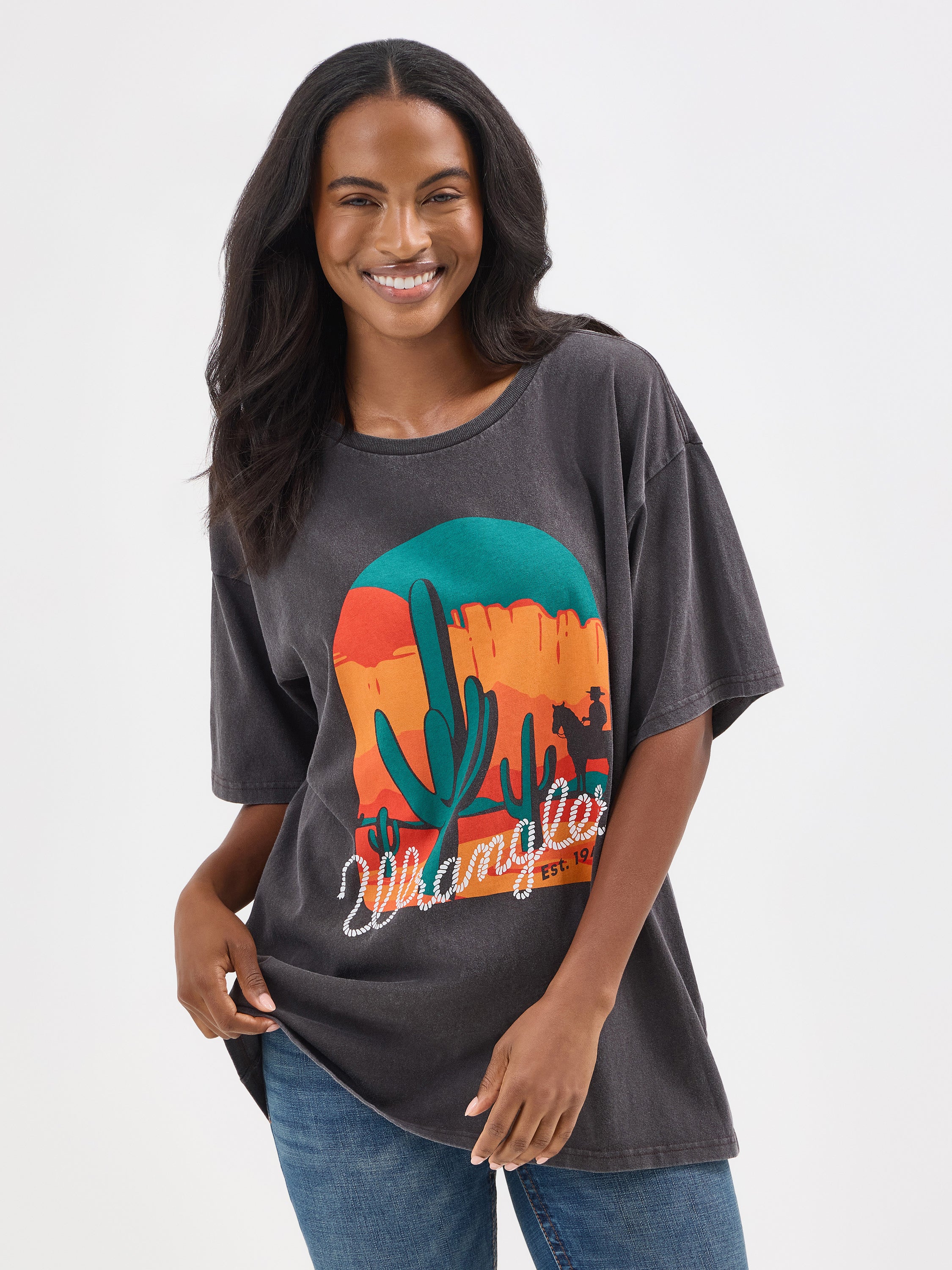 Wrangler Retro® Graphic Tee - Oversized Fit - Chocolate Torte