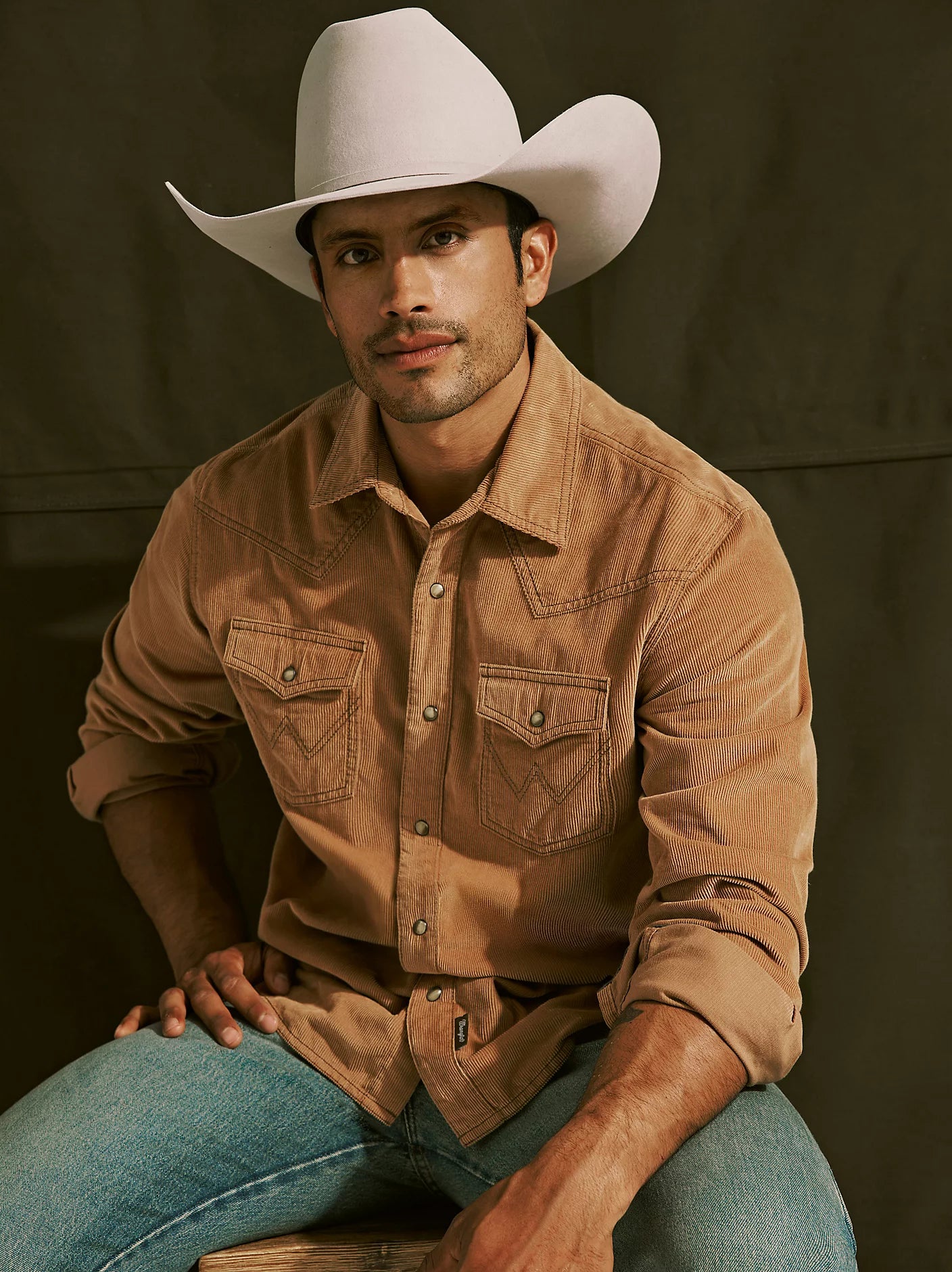 Men's Wrangler® Retro® Premium Western Snap Corduroy Shirt
