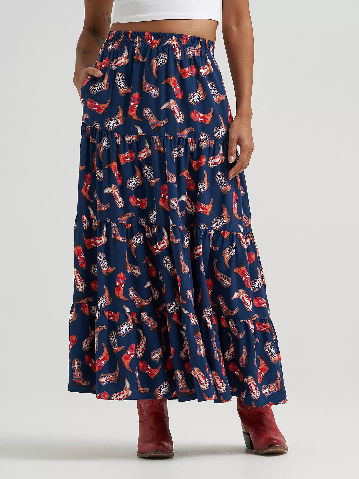 Women's Wrangler Printed Tiered Maxi Skirt