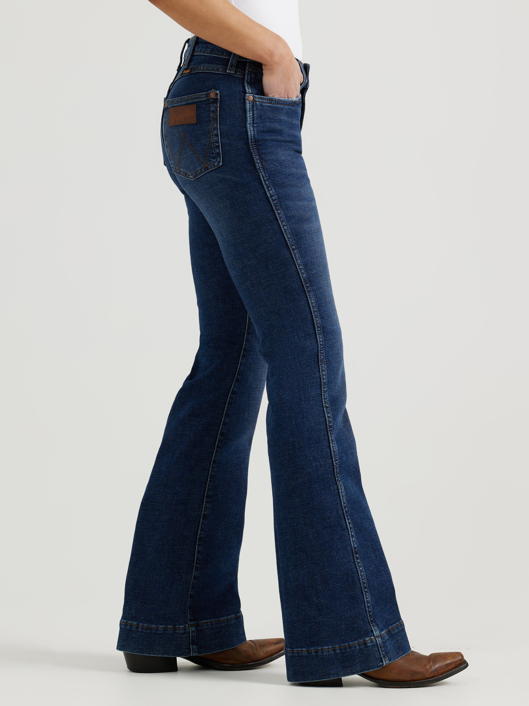 Wrangler® Retro® The Green Jean - Trouser - Sara