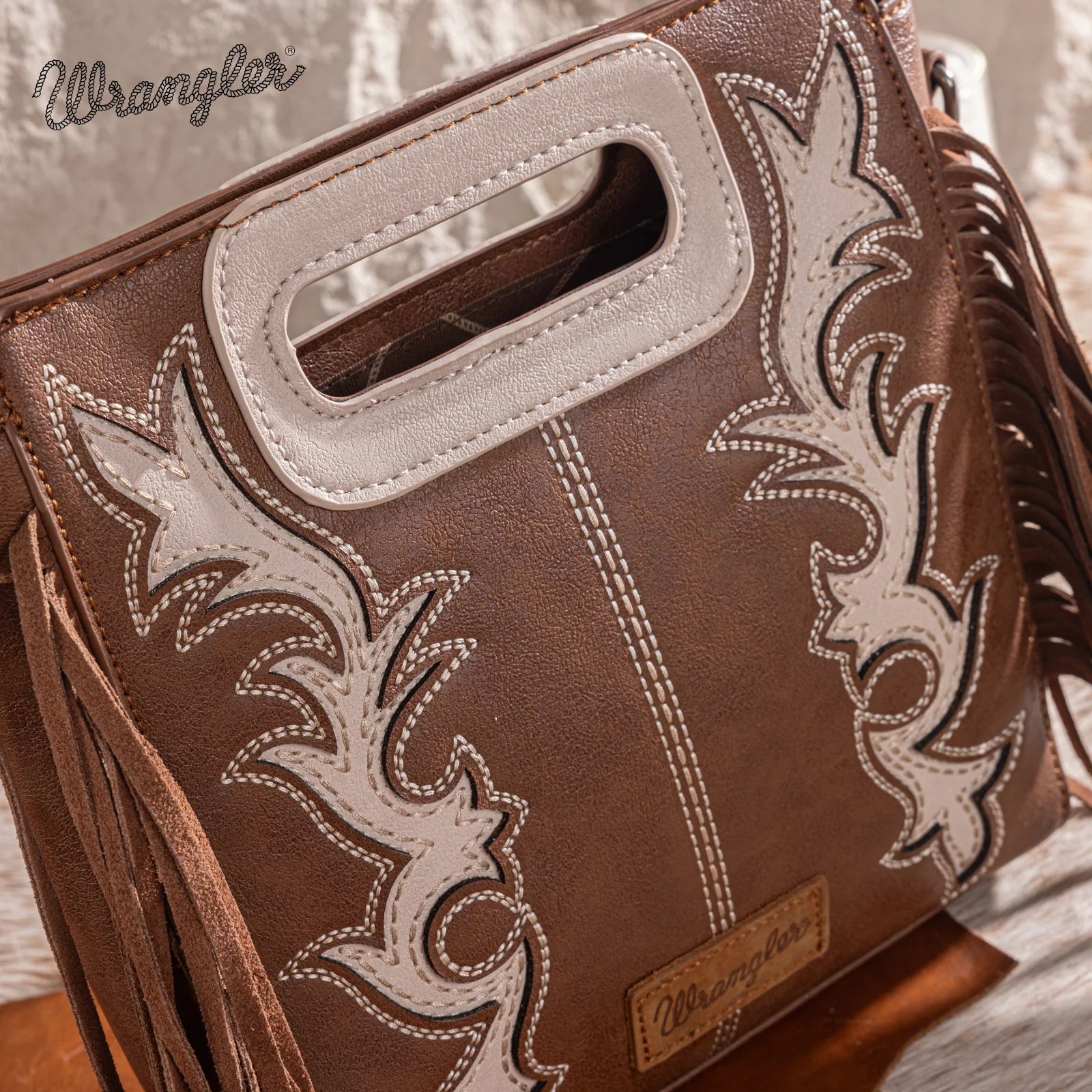 Sac cabas/sac bandoulière Wrangler à poignée supérieure et franges - CF