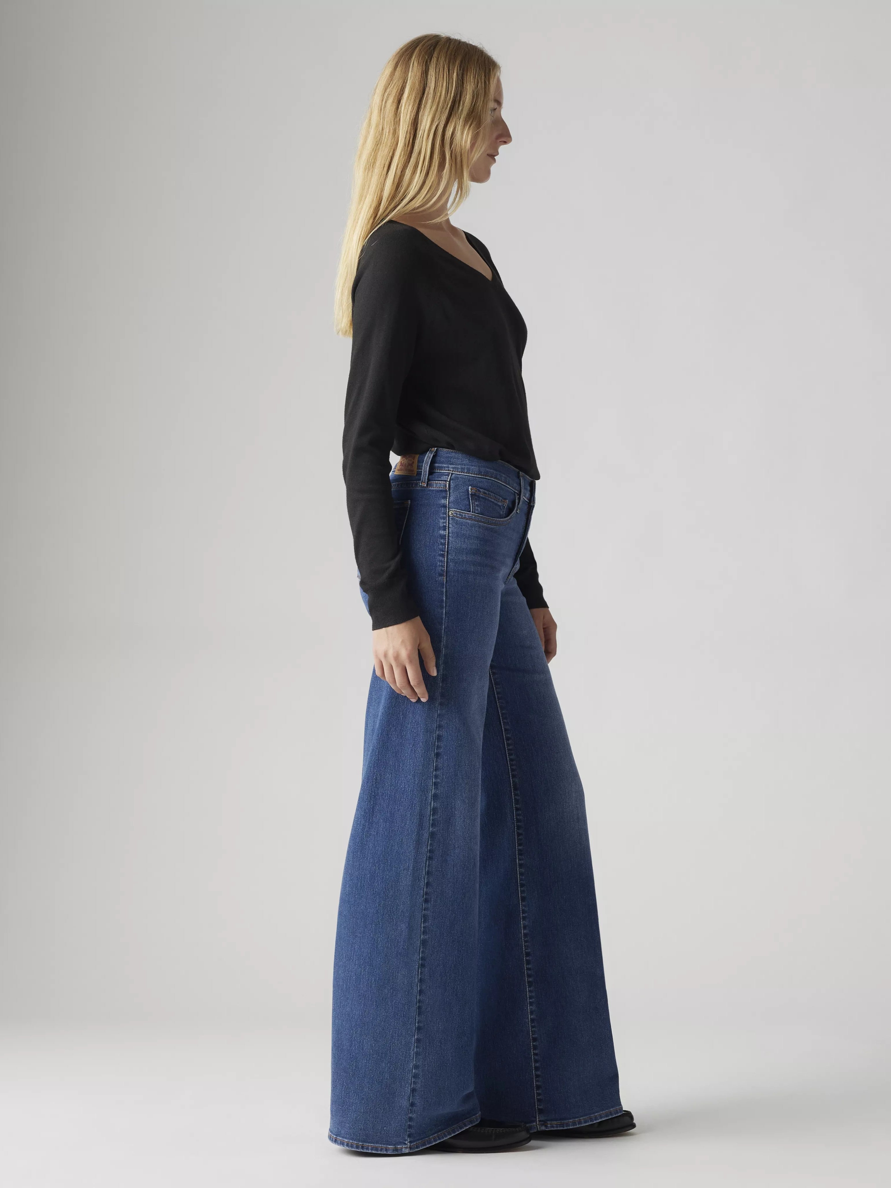 Levi's 318 Shaping Wide Leg Jeans For Women