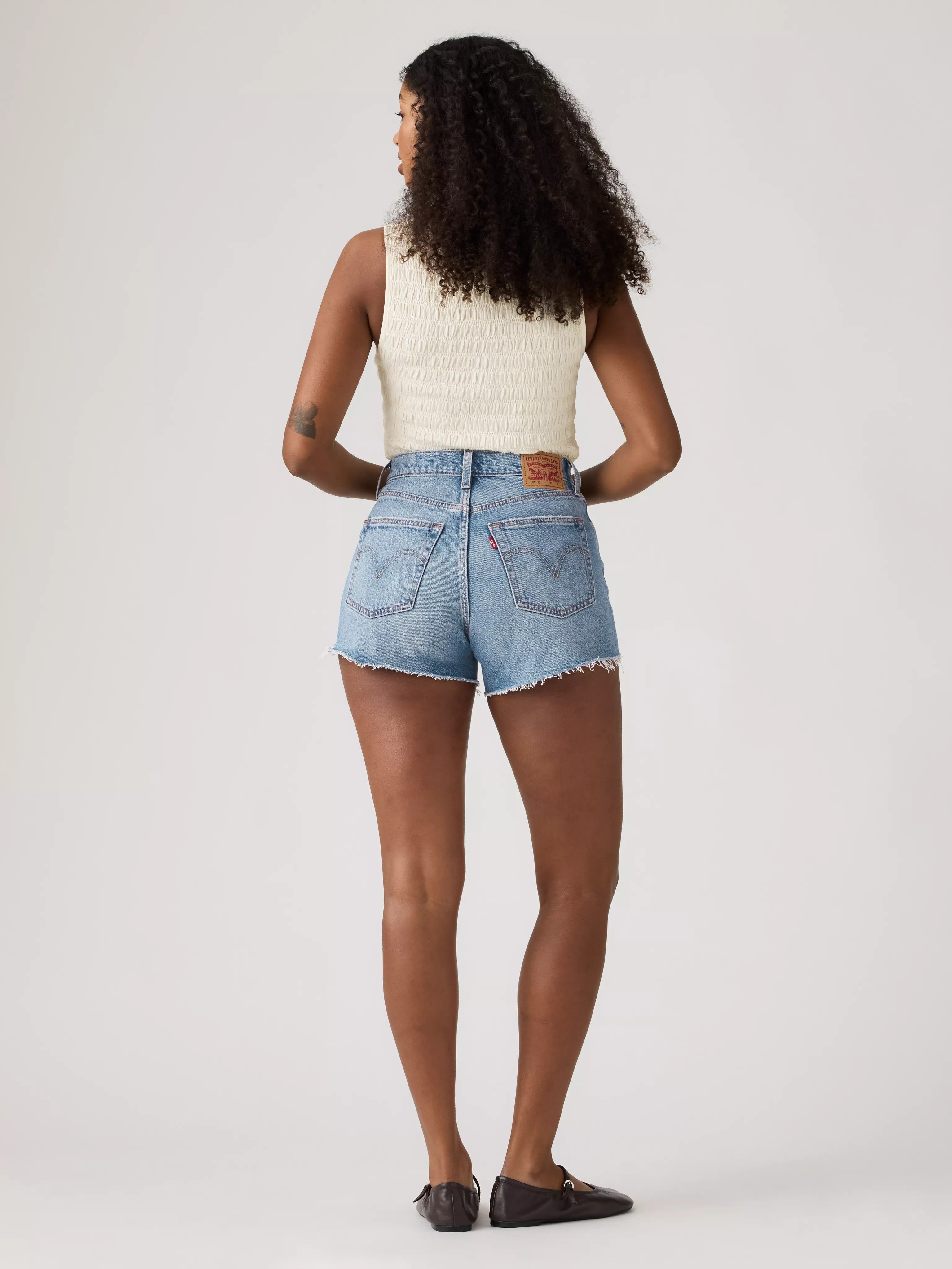 501® Curve Short - Light Wash