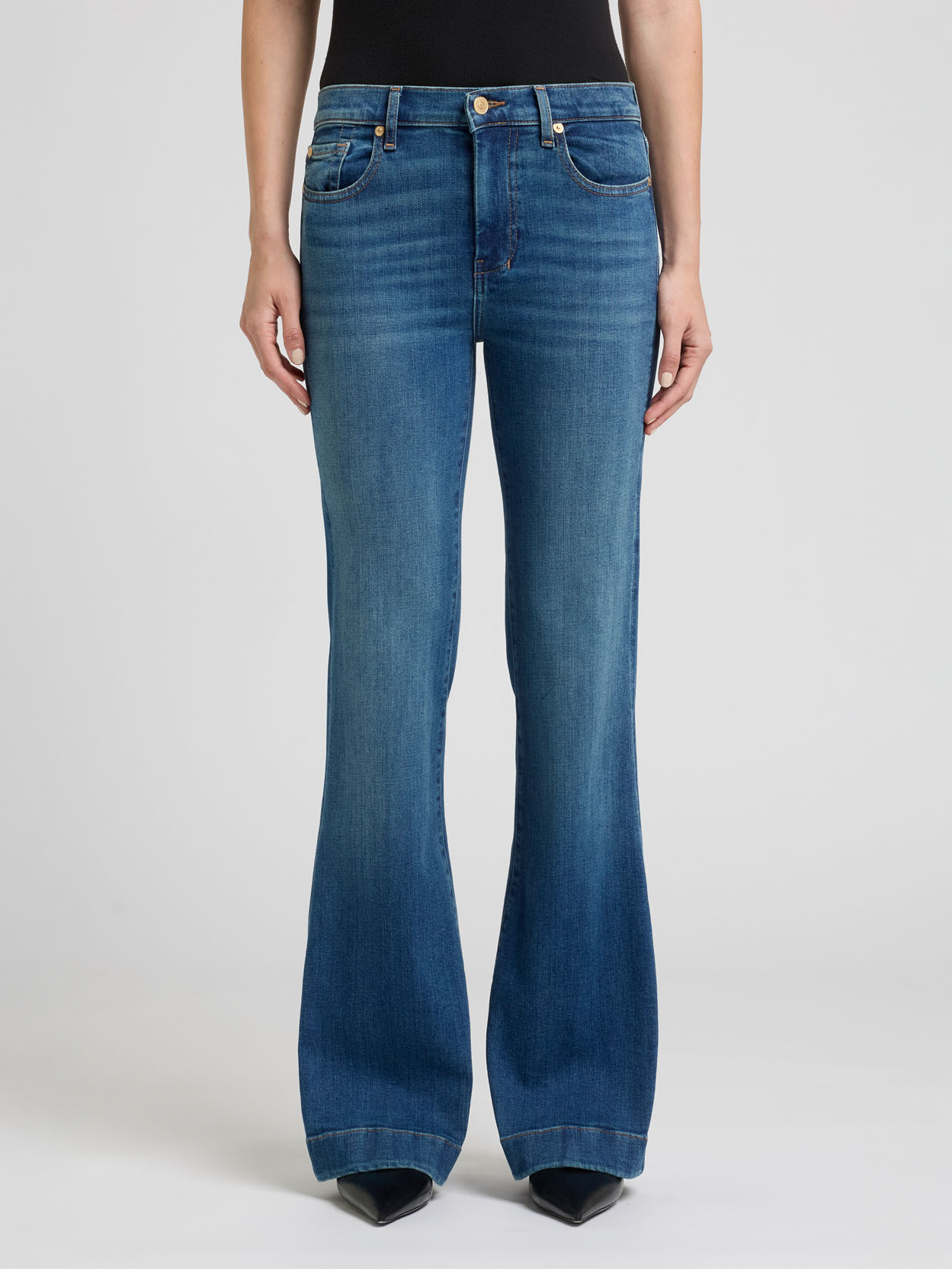 7 For All Mankind Dojo in Retro Gold Fade